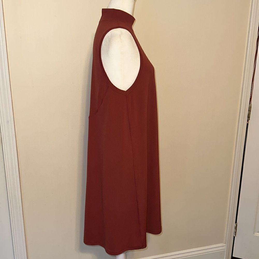 lululemon 4-6 Mauve Relaxed Fit Mock Neck On thr Move Sleeveless Athletic Dress - Picture 5 of 8